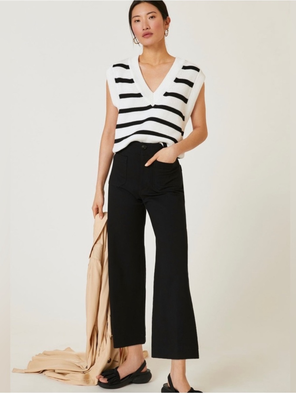 Anthropologie Maeve The Colette Black Wide Leg High Rise Cropped Pants Size 8